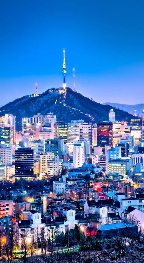 10 Amazing Things To Do In Seoul, South Korea: Namsan Tower | Photo Credit © ixuskmitl/Depositphotos | via @Just1WayTicket Things To Do In Seoul, Namsan Tower, South Korea Photography, Korea Wallpaper, South Korea Seoul, South Korea Travel, Korea Travel, Travel South, Seoul South Korea