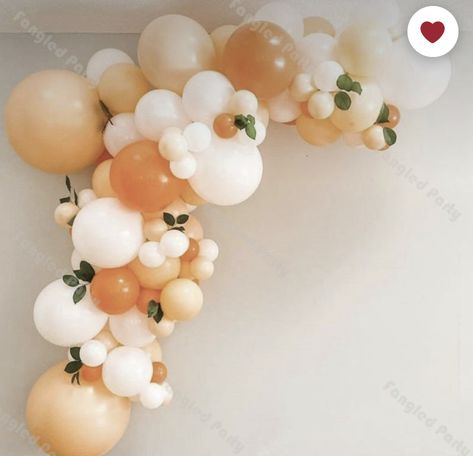 White Cocoa, Baby Shower Balloon Arch, Bebe Shower, Autumn Birthday, Citrus Baby, Peach Baby Shower, Orange Baby Shower, Peach Party, Orange Balloons