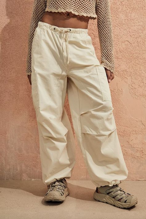 Tech Cargo Pants, Jaded London, Cute Casual Outfits, Cargo Pants, Khaki Pants, Urban Outfitters, Fitness Models, Fashion Inspo, Casual Outfits