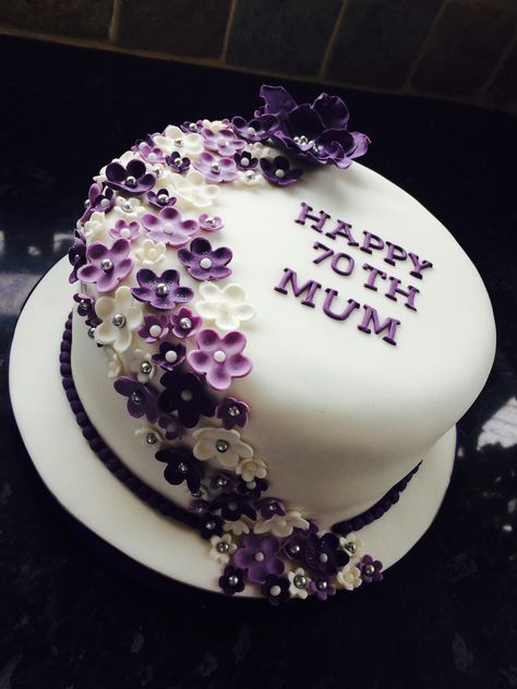 Birthday Cake For Women, Birthday Cake For Women Simple, Cake For Women, Rodjendanske Torte, Purple Cakes Birthday, 70 Birthday, 90th Birthday Cakes, Birthday Cake For Mom, New Birthday Cake