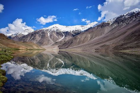 This photo was taken near Chandrataal Lake enroute Spiti Valley. Chandrataal Lake, Spiti Valley, Mirror Effect, National Geographic Photos, Best Photography, Amazing Nature, National Geographic, Amazing Photography, To Tell