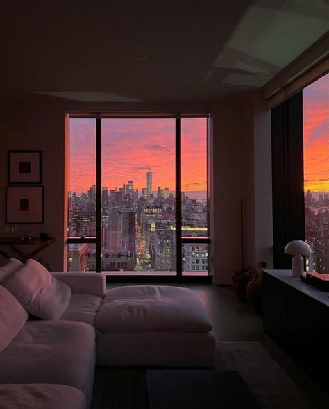 Single Girl Apartment, Dream Penthouse, New York View, Toronto Apartment, Bedroom View, Toronto Houses, City View Apartment, Girl Apartment, Cozy Places