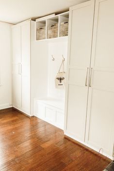 We recently did a complete mudroom makeover using an awesome IKEA hack! We are thrilled with how our budget-friendly mudroom makeover turned out. Subscribe to A Brick Home for more DIY & decorating ideas.   We actually started out with a completely bare wall and decided to make mudroom storage on the wall, since it sits right at our side entrance. Here's the before:   This room had been a lot of things, including an office and a playroom. We were never really satisfied with it and deci… Ikea Hack Mudroom Lockers, Ikea Hack Side Table, Apartment Washer, Garage Mudroom, Mudroom Cabinets, Mudroom Makeover, Office Built Ins, Diy Mudroom, Ikea Wardrobe