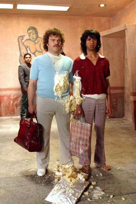 Nacho Libre Costume, 2022 Costumes, Chihiro Cosplay, Teenage Halloween Costumes, Couples Halloween Costumes, Nacho Libre, Costumes For Couples, Duo Costumes, Creepy Costumes