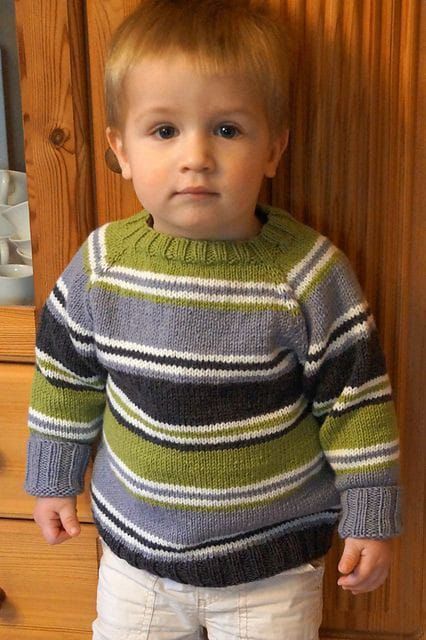 Crochet Sweater Tutorial, Baby Boy Knitting Patterns Free, Kids Sweater Pattern, Boys Knitting Patterns Free, Boy Knitting Patterns, Boys Knit Sweaters, Sweater Tutorial, Knitting Patterns Boys, Baby Cardigan Knitting Pattern Free