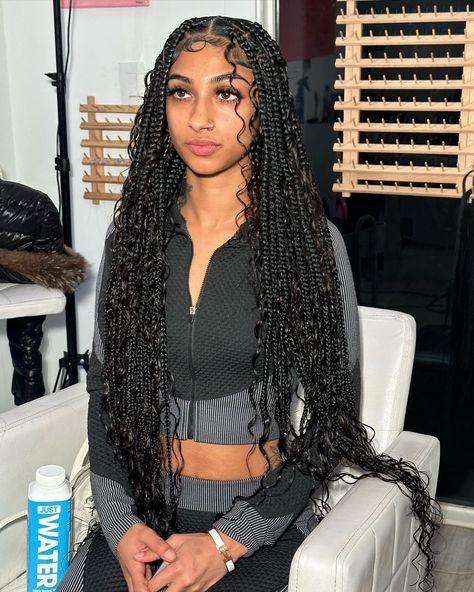 Medium Large Bohemian Knotless Braids, Large Bohemian Knotless, Bohemian Knotless Braids With Color, Large Bohemian Knotless Braids, Knotless Braids With Color, Bohemian Knotless Braids, Burgundy Box Braids, Box Braid Styles, Braids To Try