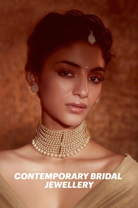 Contemporary Bridal Jewellery Set Contemporary Bridal Jewellery, Choker Necklace Online, Choker Jewellery, Indian Choker Necklace, Indian Wedding Jewelry Sets, Necklaces Choker, Fancy Jewelry Necklace, Jewellery Necklaces, Pearl Necklace Designs