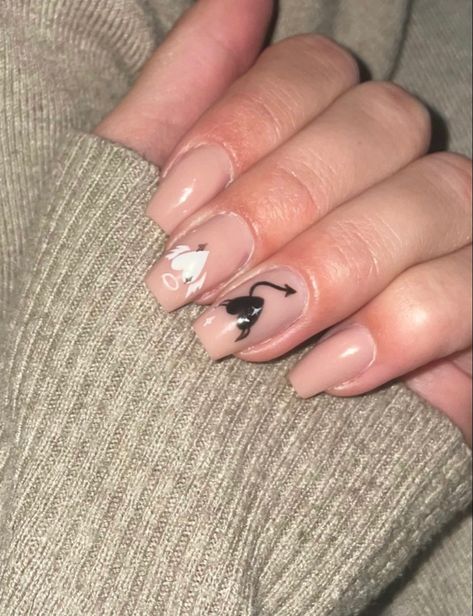 Angel Costume Nails, Dark Angel Nail Ideas, Angel Nails Halloween, Devil Heart Nails, Angel Nails Designs Simple, Angel Inspired Nails, Dark Angel Nails, Angel Nails Acrylic, Devil Nail Art