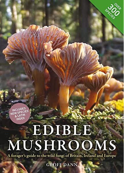 Foraging Guide, Edible Fungi, Poisonous Mushrooms, Pig Ears, Edible Mushrooms, Wild Mushrooms, Beef Steak, Green Books, Book Addict