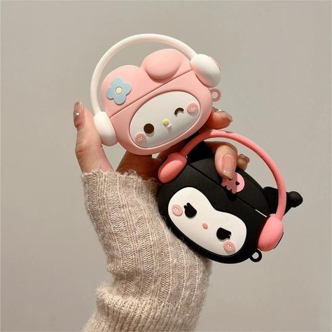 🌟 Kuromi and My Melody Headset AirPods Case 🌟 LlNK lN BlO #kuromi #mymelody #sanriocore #airpodscase Sanrio Items, Aesthetic Artsy, Cute Headphones, Soft Grunge Aesthetic, Kuromi My Melody, Airpods 2, Stylish Iphone Cases, Kawaii Phone Case, Cyberpunk Aesthetic