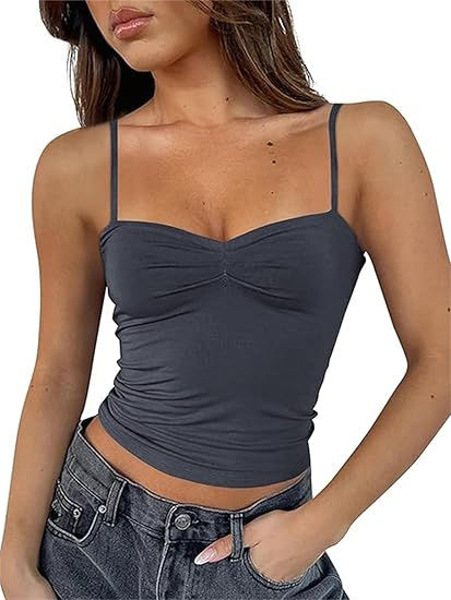 Pleated Bustier, Summer Outfits For Teens, Outfit Streetwear, Womens Camisoles, Women Y2k, Backless Top, Easy Trendy Outfits, Going Out Tops