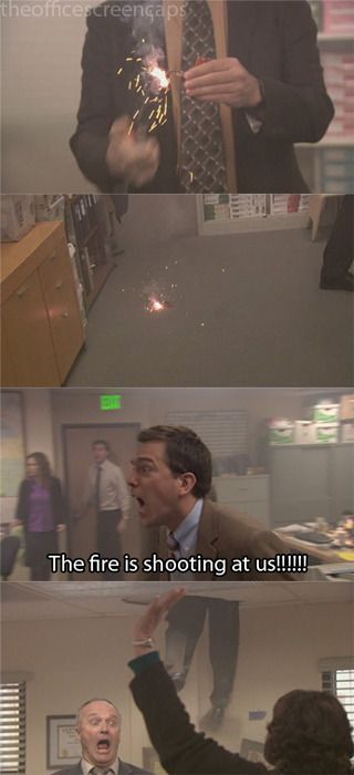 The Office. Dwight's surprise fire drill. Best scene ever. (Creed's facial expression...bwhahahaha!) The Office Fire Drill Episode, The Office Fire Drill, The Office Tv Show, Office Jokes, The Office Show, Office Tv Show, Fire Drill, Office Tv, Office Memes