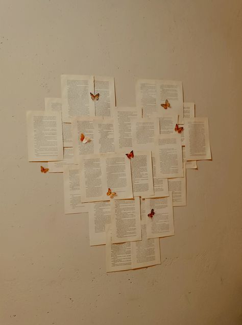 Book Heart Wall, Book Page Hearts, Paper Butterfly Wall Art Room Decor, Wall Decor With Newspaper, Book Paper Wall Decor, Book Page Walls, Book Page Wall Art, Book Pages Room Decor, Book Pages On Wall Bedroom