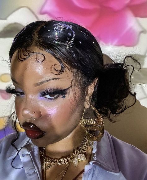 Makeup 2000s, Y2k Cybercore, Alt Makeup, Cool Makeup Looks, Cute Makeup Looks, Creative Makeup Looks, Dark Skin Makeup, Makeup Obsession, Makeup For Black Women