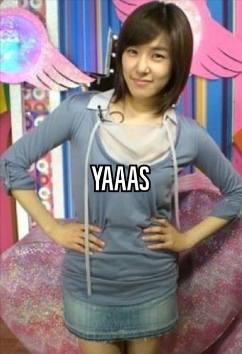 Snsd Meme, Me Vibes, First Love Story, World Star, Kpop Funny, Kpop Girl Groups, Girls Generation, Funny Laugh, Kpop Memes