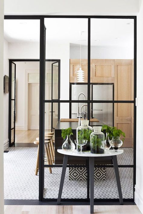 micro trend- black metal framed windows kitchen Hecker Guthrie, Steel Frame Doors, Steel Windows, Kitchen And Dining Room, Vogue Living, Design Industrial, Vintage Diy, Window Frames, The Design Files