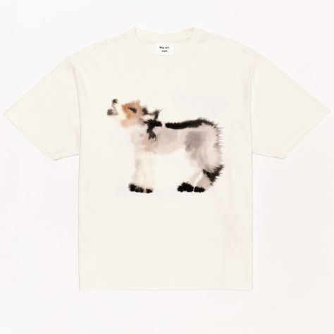 Works by @w.i.l.d.a.n.i.m.a.l.s Wolf Tshirt, Hanging Mugs, Rug Wall Hanging, Plaid Throw, Wolf T Shirt, Animal Tshirt, Wild Animals, Sweaters Knitwear, White Tshirt