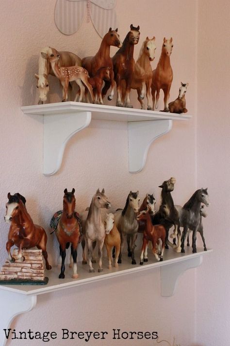 Horse Girls Bedroom, Horse Room Decor, Horse Themed Bedrooms, Horse Bedroom, Cowgirl Bedroom, Cowgirl Room, Horse Room, Toy Horses, Horses Theme