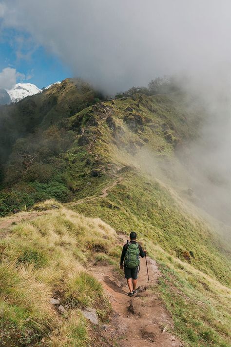 Trekking Photography Poses, Trekking Photos, Desert Running, Trekking Aesthetic, Trek Aesthetic, Adventurous Aesthetic, Hike Aesthetic, Backpacking Aesthetic, Mardi Himal