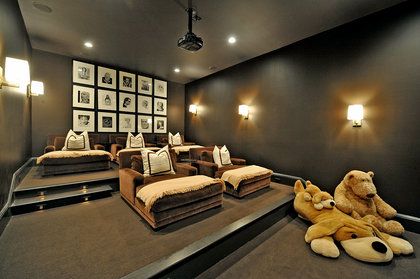 I really need to do something with our media room. Media Room, Melanie Turner Media Room Decor, Media Room Seating, Houston Interior Designers, Theater Design, Home Theater Setup, At Home Movie Theater, Gorgeous Interiors, Home Theater Rooms, Entertainment Center Decor