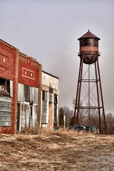 Explore lefturn99's photos on Flickr. lefturn99 has uploaded 823 photos to Flickr. Base Jump, Abandoned Town, Water Towers, Wilde Westen, Ghost Town, Haunted Places, Old Barns, Water Tower, Abandoned Buildings