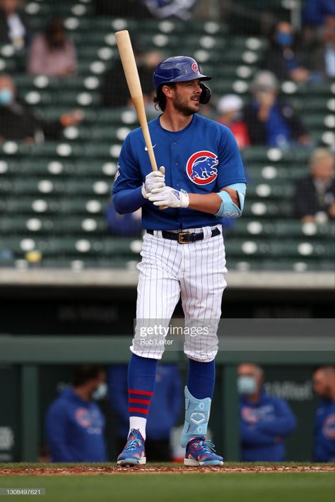 Kris Bryant, Chicago Cubs Baseball, Cubs Baseball, Chicago Cubs, Cubbies, Softball, Favorite Person, Mlb, Baseball