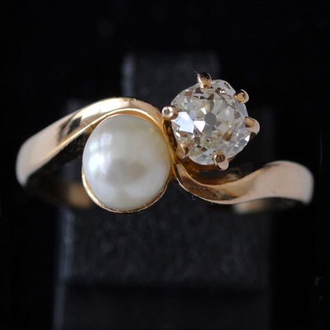 Diamond And Pearl Ring, Two Stone Ring, Pearl Wedding Ring, Pearl Engagement Ring, Cute Engagement Rings, Future Engagement Rings, Old Mine Cut Diamond, Pearl And Diamond Ring, Gold Ring Designs