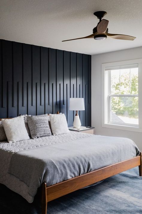 Wall Behind Bed, Dark Blue Bedrooms, Black Feature Wall, Feature Wall Bedroom, Blue Accent Walls, Bedroom Wall Designs, Bedroom Accent, Hunter Fan, Accent Wall Bedroom