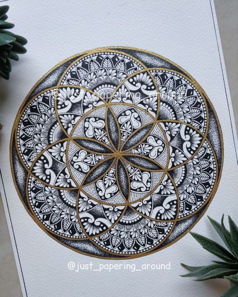 Mandala Artwork Fractal Art, Seed Of Life Art, Sacred Geometry Drawing, Mandala Illusion, Fractal Art Geometric Drawing, Sacred Geometry Mandala Tattoo, Seed Of Life Tattoo, Seed Of Life Mandala, Sacred Geometry Art Mandalas