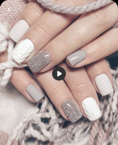 Matte Xmas Nails, New Years Sweater Nails, Acrylic Sweater Nails, Winter Nails Sweater Art Designs, Matt Winter Nails, Grey Winter Nail Designs, Sweater Winter Nails, Winter Grey Nails, Grey Sweater Nails