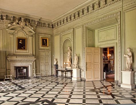 Petworth House Entry Hall with amazing moldings and marble floor. English Paneling, English Manor Houses Interior, Paris Townhouse, Marble Hall, Petworth House, Historic Interiors, Mediterranean Tiles, Dulwich Picture Gallery, Marble Room