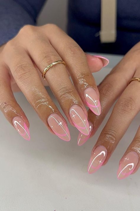 Cute Almond Nails, Yellow French, Chrome Nails Designs, Broken Nails, Pointed Nails, Summery Nails, Classy Acrylic Nails, Classic Nails, Almond Nails Designs