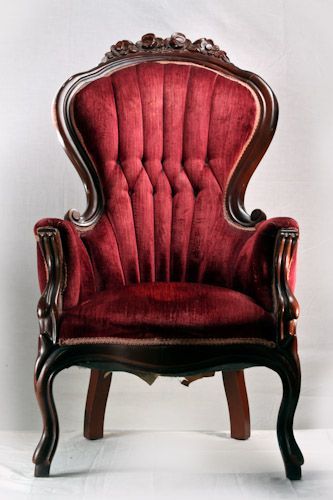 Victorian Style Chair, Painting Wooden Furniture, Victorian Chair, Gothic Furniture, Victorian Furniture, Victorian Decor, Antique Chairs, Furniture Layout, Beautiful Furniture