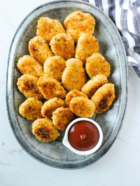 Easy Chicken Nugget Recipes, Homemade Chicken Nuggets Baked, Gluten Free Chicken Nuggets, Natural Nurturer, Cauliflower Chicken, Healthy Chicken Nuggets, Braised Chicken Breast, Boiled Chicken Breast, Baked Chicken Nuggets