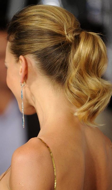 Bridal Hairstyles for Short Hair - Edgy Short Ponytail Ponytail Hairstyles Short Hair, Ponytail Hairstyles Short, Bridal Hairstyles For Short Hair, Wedding Ponytail Hairstyles, Wedding Ponytail, Short Hair Accessories, Short Bridal Hair, Short Hair Ponytail, Short Ponytail