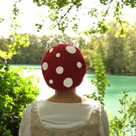 🍄✨️mushroom beret✨️🍄 It's only winter and I'm already yearning for Fall again 😔 So, feast your eyes upon this cute mushroom beret with me (can you tell I like it? Beacause I do. I like this hat.)! 🧡Available in my Etsy shop!🧡 🇲🇫◇○◇○◇ 🍄✨️Béret champignon✨️🍄 C'est seulement l'hiver, et l'automne me manque déjà fort 😔 Alors, régalez vos mirettes avec cet adorable béret champi (ça se voit que je l'adore? Parce que en effet. Je l'aime beaucoup. )! 🧡Disponible dans ma boutique Etsy!🧡 🧶: Azur... Mushroom Beret, Cute Mushroom, Your Eyes, Stuffed Mushrooms, I Can, Etsy Shop, Canning, Hats, Quick Saves