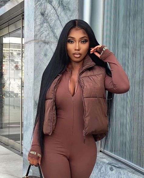 FashionNova.com on Instagram: “Fall Browns 🤎🍂 -- Take 40% Off Your Order, No Code Needed! ⁠ Search: "City Tour Puffer Vest" ⁠ Search: "The Best Vibe Jumpsuit"⁠ Tag us…” Brown Jumpsuit Outfit, Brown Jumpsuit, Brown Jumpsuits, Beauty Photoshoot, Jordan Outfits, Jumpsuit Outfit, Long Romper, Womens Black Dress, Jumpsuit Fashion