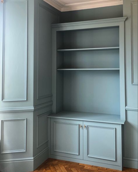 Alcove Bookshelves, French Blue Paint, Victorian Lounge, Alcove Ideas Living Room, Alcove Shelves, Alcove Shelving, Oak Parquet, Blue Shelves, Painted Bookshelves