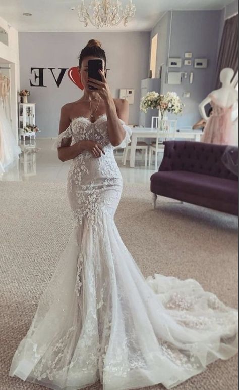 Mermaid Tale Wedding Dress, Mermaid Tail Dress Wedding, Classy Wedding Dress A Line, Elegant Wedding Dress Mermaid Tail, White Fishtail Wedding Dress, Dream Wedding Mermaid Dresses, Extra Wedding Dresses Mermaid, Marmeid Wedding Dresses, Western Wedding Dresses Mermaid