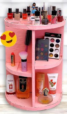 Diy Organizer Cardboard, Cardboard Crafts Diy Organizer, Simple Room Decor Ideas Easy Diy, Diy Cardboard Organizer, Diy Makeup Organizer Cardboard, Recycle Cardboard, Diy Makeup Organizer, Craft Organization Diy, Cardboard Organizer