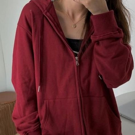 Oversized Zip Up Hoodie Outfit, Hoodie Jacket Outfit, Red Hoodie Outfit, Scarlet Benoit, Wine Red Jacket, Hoodie Outfit Aesthetic, Red Jacket Outfit, The Lunar Chronicles, Oversized Zip Up Hoodie