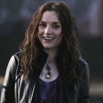 Billie Supernatural, Meg Masters Supernatural, Supernatural Visualization, Supernatural Meg, Meg Supernatural, Supernatural Women, Meg Masters, Rachel Miner, Supernatural Characters