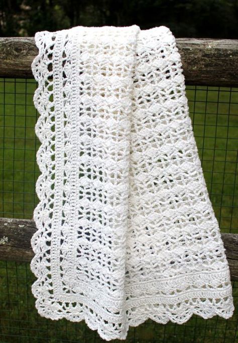 Heirloom Lace pattern from Best of Terry Kimbrough Baby Afghans--I have made several of these Crochet Baby Shawl, Kare Motif, Heirloom Baby Blankets, Diy Baby Blanket, Afghans Crochet, Baby Shawl, Crocheted Blanket, Mode Crochet, Baby Afghan Crochet