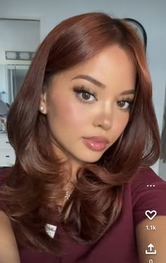 Auburn On Brown Hair, Rust Balayage Hair, Hair Color Ideas For Autumn Skin, Reb Brown Hair, Auburn Hair Color On Tan Skin, Hair Colour Ideas For Olive Skin, Latina Auburn Hair, Red Hair On Medium Skin Tone, Pretty Hair Colors For Tan Skin