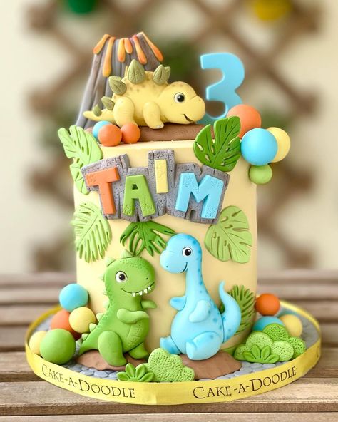 CakeaDoodle By NimithaMoideen on Instagram: “Cute Dino. Express it with a cake @cakeadoodle.qa #cake #cakedecorating #cakes #birthdaycake #chocolate #food #dessert #cakesofinstagram…” Dinosaur Cakes For Boys, 28th Birthday Party, Dino Birthday Cake, Doodle Cake, Jurassic Park Birthday Party, Dinosaur Birthday Theme, Dinosaur Birthday Party Decorations, Dino Cake, Dinosaur Birthday Cakes