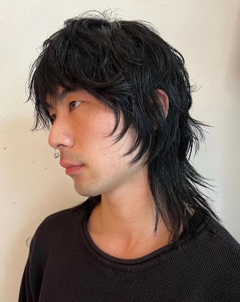 Shag Haircut: 26 Trendy Ideas For Stylish Men and Women Long Textured Hair, Textured Curly Hair, Mullet Haircut, Shaggy Haircuts, How To Cut Bangs, Straight Bangs, Punk Hair, Shag Hairstyles, Shot Hair Styles