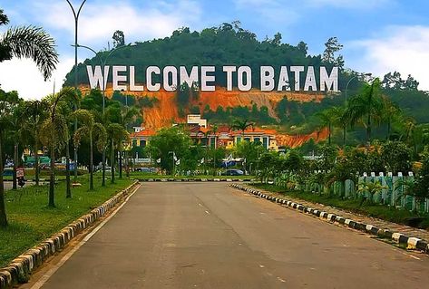 Happy Weekend Trip to Batam, Indonesia. Riau Islands, Malacca Malaysia, Singapore Trip, Kepulauan Riau, Water Theme Park, Genting Highlands, Perjalanan Kota, Sweet November, Corporate Team Building