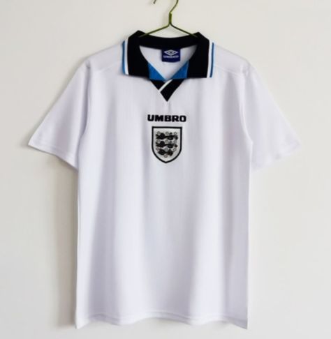 21/02 England Kit, Retro Soccer Jersey, England Shirt, Retro Soccer, Faith In The Future, Germany And Italy, Retro Football, Mens Home, Retro Designs