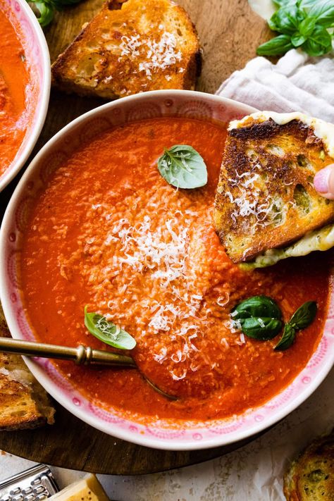 Easy Creamy Tomato Soup with Grilled Cheese Recipe - CucinaByElena Easy Creamy Tomato Soup, Best Grilled Cheese Sandwich Recipe, Easy Homemade Tomato Soup, Tomato Soup With Grilled Cheese, Soup With Grilled Cheese, Soup And Grilled Cheese, Best Tomato Soup, Ultimate Grilled Cheese, Creamy Tomato Basil Soup