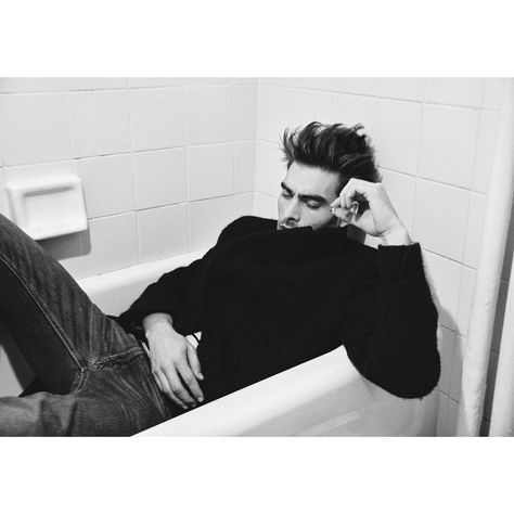 Bathtub Pictures, Bathtub Photography, 남성 근육, Jon Kortajarena, Florence Nightingale, Male Models Poses, Men Photoshoot, Man Photography, Human Poses Reference